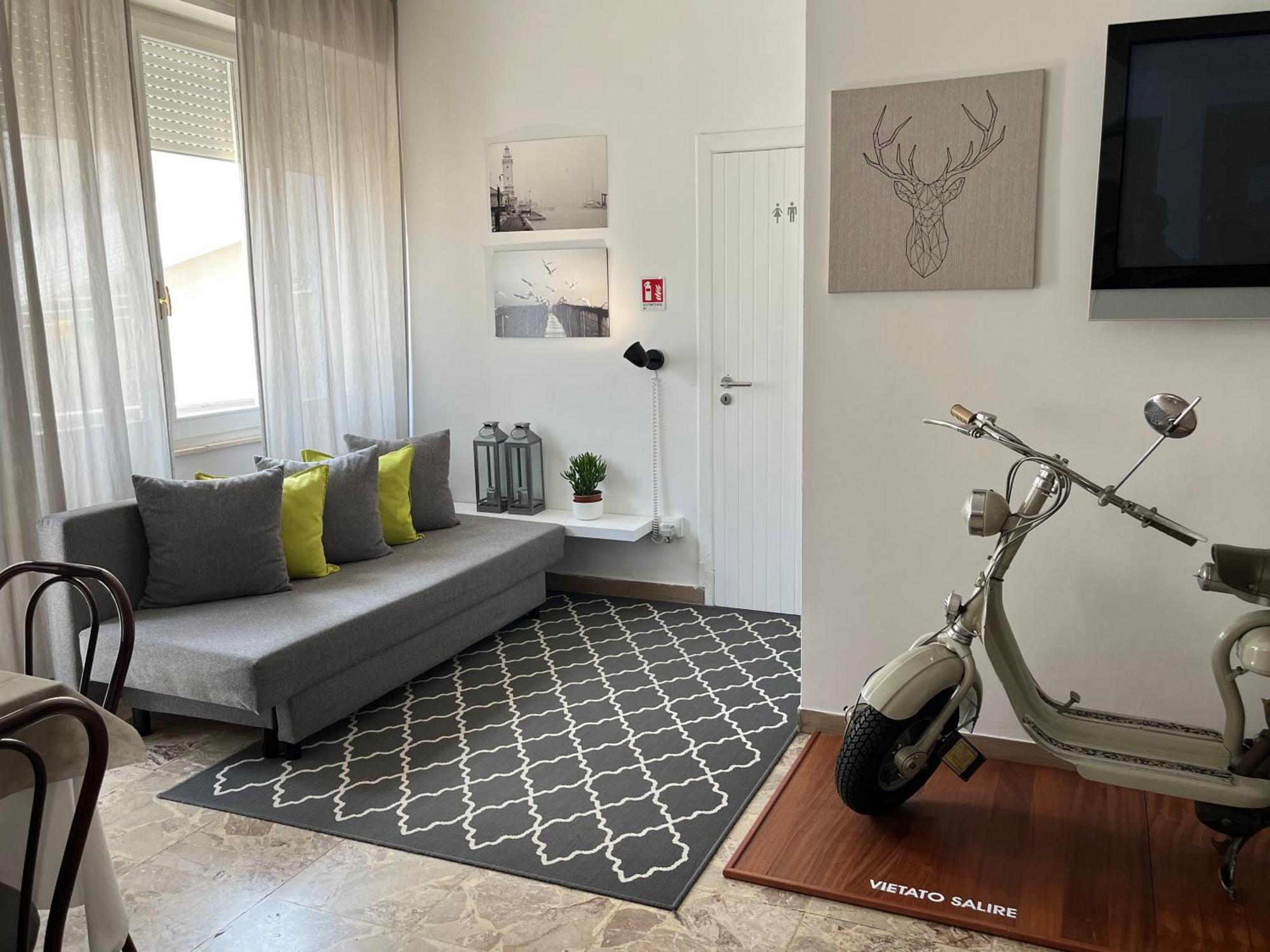 T Hotel Rimini Bagian luar foto
